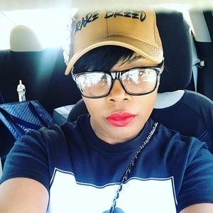 Meet your Posher, Chiquita